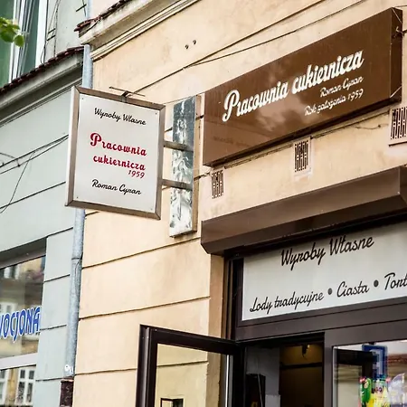 Apartament Cozy Place In Jewish District Pl. Wolnica,